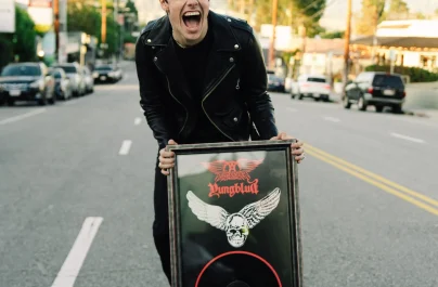 Yungblud: Γιορταζει το πρωτο του φινάλε στο αμερικανικό Billboard Top 10